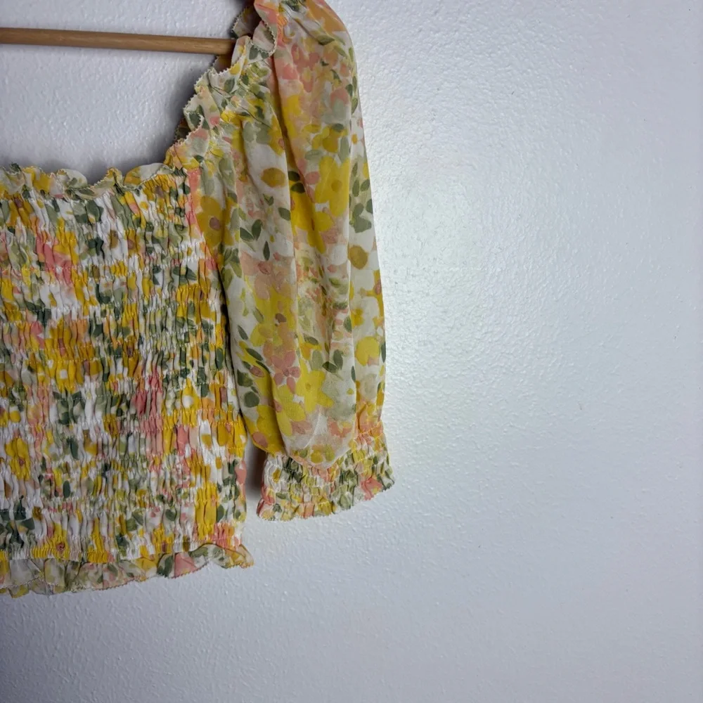 ASTR the Label Floral Smocked‎ Puff Sleeve Blouse Yellow Size XS
